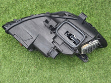 Laden Sie das Bild in den Galerie-Viewer, Frontscheinwerfer Mercedes-Benz Cla A1178206761 LED Links Scheinwerfer Headlight SCH8820863207le