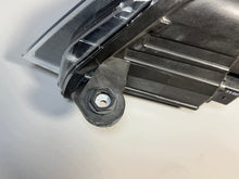 Laden Sie das Bild in den Galerie-Viewer, Frontscheinwerfer Skoda Superb III 3V1941018A Xenon Rechts Headlight SCH8822138463do