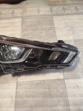 Laden Sie das Bild in den Galerie-Viewer, Frontscheinwerfer Nissan Micra I K14 26010-5FA4A LED Rechts Headlight SCH8822583138di