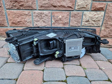 Laden Sie das Bild in den Galerie-Viewer, Frontscheinwerfer VW Touareg 761941081C Links Scheinwerfer Headlight SCH8832262414hu