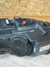 Laden Sie das Bild in den Galerie-Viewer, Frontscheinwerfer VW I 5G2941754 Rechts Scheinwerfer Headlight SCH8835245301yb