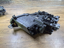 Load image into Gallery viewer, Frontscheinwerfer Seat Leon 5FB941005D Links Scheinwerfer Headlight SCH8837267033yx
