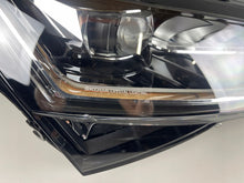 Load image into Gallery viewer, Frontscheinwerfer Skoda Superb III 3V1941016D Rechts Scheinwerfer Headlight SCH8839227270zb
