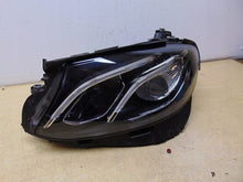 Laden Sie das Bild in den Galerie-Viewer, Frontscheinwerfer Mercedes-Benz W213 A2139068708 LED Links Headlight SCH8839336890ah