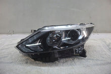 Laden Sie das Bild in den Galerie-Viewer, Frontscheinwerfer Nissan Qashqai I J11 K2ANA Links Scheinwerfer Headlight SCH8841224228qe