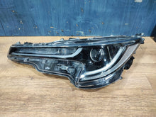 Laden Sie das Bild in den Galerie-Viewer, Frontscheinwerfer Toyota Corolla 8115002S70 90154014 Links Headlight SCH8848210047nl