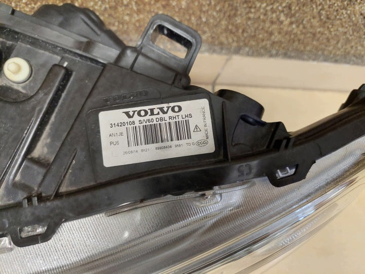 Frontscheinwerfer Volvo V60 S60 31420108 31420262 Xenon Rechts oder Links SCH8853688954ca