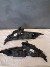 Laden Sie das Bild in den Galerie-Viewer, Frontscheinwerfer Nissan Juke F15 26120BV81A Ein Satz Scheinwerfer Headlight SCH8854354532vj
