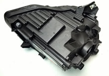 Laden Sie das Bild in den Galerie-Viewer, Frontscheinwerfer Fiat 500e 52140032 Links Scheinwerfer Headlight SCH8854730882xg