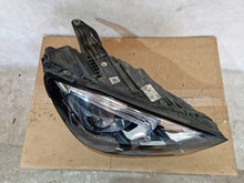 Laden Sie das Bild in den Galerie-Viewer, Frontscheinwerfer Mercedes-Benz Gle A1679069604 Rechts Scheinwerfer Headlight SCH8855105594gd