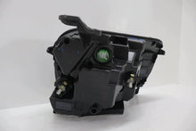 Laden Sie das Bild in den Galerie-Viewer, Frontscheinwerfer Jeep 52218719 Links Scheinwerfer Headlight SCH8858001046pv