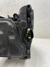 Laden Sie das Bild in den Galerie-Viewer, Frontscheinwerfer Audi A1 8X0941004 Rechts Scheinwerfer Headlight SCH8861557301eb