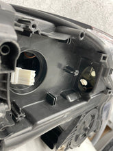 Laden Sie das Bild in den Galerie-Viewer, Frontscheinwerfer Audi A1 8X0941004 Rechts Scheinwerfer Headlight SCH8861557301eb