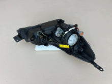 Laden Sie das Bild in den Galerie-Viewer, Frontscheinwerfer Subaru Outback 100-20064 Links Scheinwerfer Headlight SCH8874135413fr