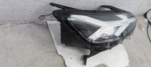 Laden Sie das Bild in den Galerie-Viewer, Frontscheinwerfer Dacia Sandero III Jogger 260107978R LED Rechts Headlight SCH8878703254th