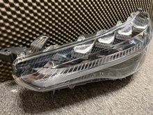 Laden Sie das Bild in den Galerie-Viewer, Frontscheinwerfer Toyota Corolla PSH461 Links Scheinwerfer Headlight SCH8879177975ix