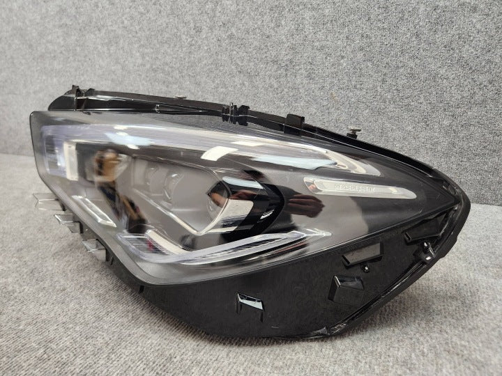 Frontscheinwerfer Mercedes-Benz Cla X118 A1189066901 Links Headlight SCH8886058384cv