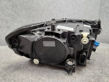 Laden Sie das Bild in den Galerie-Viewer, Frontscheinwerfer Mercedes-Benz Cla X118 A1189066901 Links Headlight SCH8886058384cv
