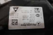 Laden Sie das Bild in den Galerie-Viewer, Frontscheinwerfer Mercedes-Benz W177 A1779065704 Links Scheinwerfer Headlight SCH8887120404kz