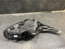 Laden Sie das Bild in den Galerie-Viewer, Frontscheinwerfer Kia Ceed 92101-A2220 Links Scheinwerfer Headlight SCH8892785080vn