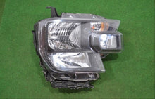 Laden Sie das Bild in den Galerie-Viewer, Frontscheinwerfer Ford Ranger N1WB-13W029-NB Rechts Scheinwerfer Headlight SCH8895859342zv