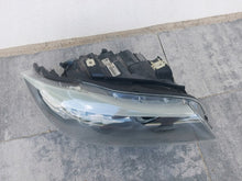 Laden Sie das Bild in den Galerie-Viewer, Frontscheinwerfer BMW E91 E90 7202584 Rechts Scheinwerfer Headlight SCH8901953423bg