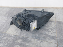 Laden Sie das Bild in den Galerie-Viewer, Frontscheinwerfer BMW E91 E90 7202584 Rechts Scheinwerfer Headlight SCH8901953423bg