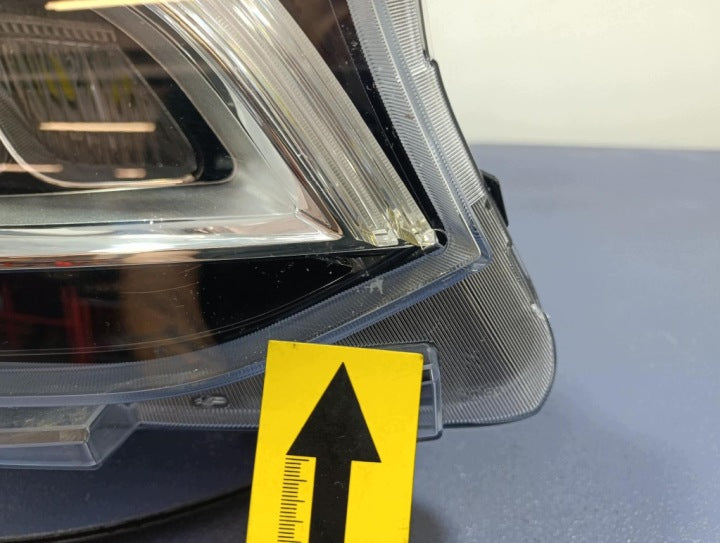 Frontscheinwerfer Mercedes-Benz Sprinter A9109069100 Rechts Headlight SCH8905654318rz