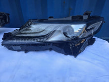 Laden Sie das Bild in den Galerie-Viewer, Frontscheinwerfer Toyota Camry 8990706050 Full LED Links Scheinwerfer Headlight SCH8913177389ik