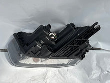 Laden Sie das Bild in den Galerie-Viewer, Frontscheinwerfer Audi Q3 8U0941004M Rechts Scheinwerfer Headlight SCH8924020171pw