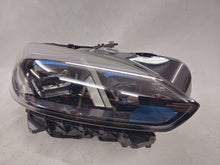 Laden Sie das Bild in den Galerie-Viewer, Frontscheinwerfer BMW 1 7886592 Rechts Scheinwerfer Headlight SCH8925201530uo