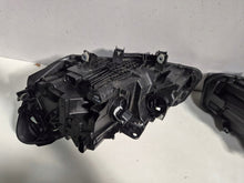 Laden Sie das Bild in den Galerie-Viewer, Frontscheinwerfer BMW 2 F45 F46 5A017B1 5A017B2 Full LED Ein Satz Headlight SCH8938539700fg