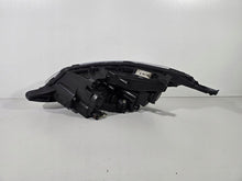 Load image into Gallery viewer, Frontscheinwerfer Peugeot 2008 I 9825313580 Rechts Scheinwerfer Headlight SCH8938925165zk