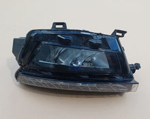 Laden Sie das Bild in den Galerie-Viewer, Frontscheinwerfer Skoda Kamiq 658941015 Full LED Links Scheinwerfer Headlight SCH8941883719qy