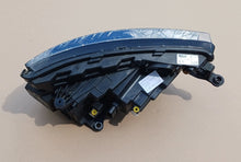 Laden Sie das Bild in den Galerie-Viewer, Frontscheinwerfer Skoda Kamiq 658941015 Full LED Links Scheinwerfer Headlight SCH8941883719qy