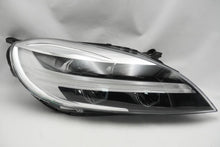 Laden Sie das Bild in den Galerie-Viewer, Frontscheinwerfer Volvo V40 32228480 LED Rechts Scheinwerfer Headlight SCH8942409649ql