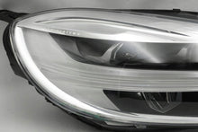Laden Sie das Bild in den Galerie-Viewer, Frontscheinwerfer Volvo V40 32228480 LED Rechts Scheinwerfer Headlight SCH8942409649ql