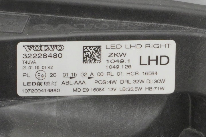 Frontscheinwerfer Volvo V40 32228480 LED Rechts Scheinwerfer Headlight SCH8942409649ql