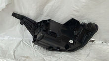 Load image into Gallery viewer, Frontscheinwerfer Hyundai I20 HYUI20LAML21 Links Scheinwerfer Headlight SCH8942965353sx