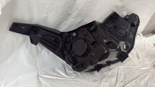 Load image into Gallery viewer, Frontscheinwerfer Hyundai I20 HYUI20LAML21 Links Scheinwerfer Headlight SCH8942965353sx