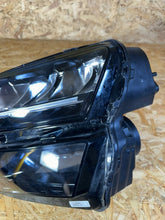 Laden Sie das Bild in den Galerie-Viewer, Frontscheinwerfer Skoda Karoq 57B941009 Links Scheinwerfer Headlight SCH8954522326lj