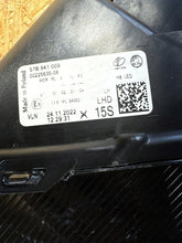 Laden Sie das Bild in den Galerie-Viewer, Frontscheinwerfer Skoda Karoq 57B941009 Links Scheinwerfer Headlight SCH8954522326lj