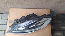 Laden Sie das Bild in den Galerie-Viewer, Frontscheinwerfer Volvo V40 32228483 LED Links Scheinwerfer Headlight SCH8955572988ik