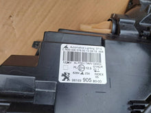 Load image into Gallery viewer, Frontscheinwerfer Peugeot 308 9816990580-00 Rechts Scheinwerfer Headlight SCH8961814879lx