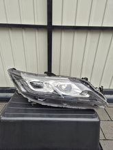 Laden Sie das Bild in den Galerie-Viewer, Frontscheinwerfer Mitsubishi Eclipse Cross I W3153 Full LED Rechts Headlight SCH8965176520pi