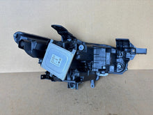 Load image into Gallery viewer, Frontscheinwerfer Mazda Bp BCJH-51040 Links Scheinwerfer Headlight SCH8967292720tz