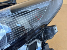 Load image into Gallery viewer, Frontscheinwerfer Mazda Bp BCJH-51040 Links Scheinwerfer Headlight SCH8967292720tz