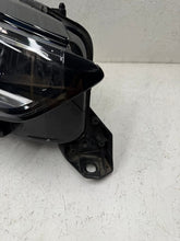 Laden Sie das Bild in den Galerie-Viewer, Frontscheinwerfer Opel Corsa F 39162654 Rechts Scheinwerfer Headlight SCH8969939214yh