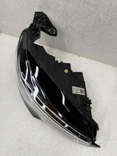 Laden Sie das Bild in den Galerie-Viewer, Frontscheinwerfer Opel Corsa F 39162654 Rechts Scheinwerfer Headlight SCH8969939214yh