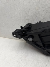Laden Sie das Bild in den Galerie-Viewer, Frontscheinwerfer Opel Corsa F 39162654 Rechts Scheinwerfer Headlight SCH8969939214yh